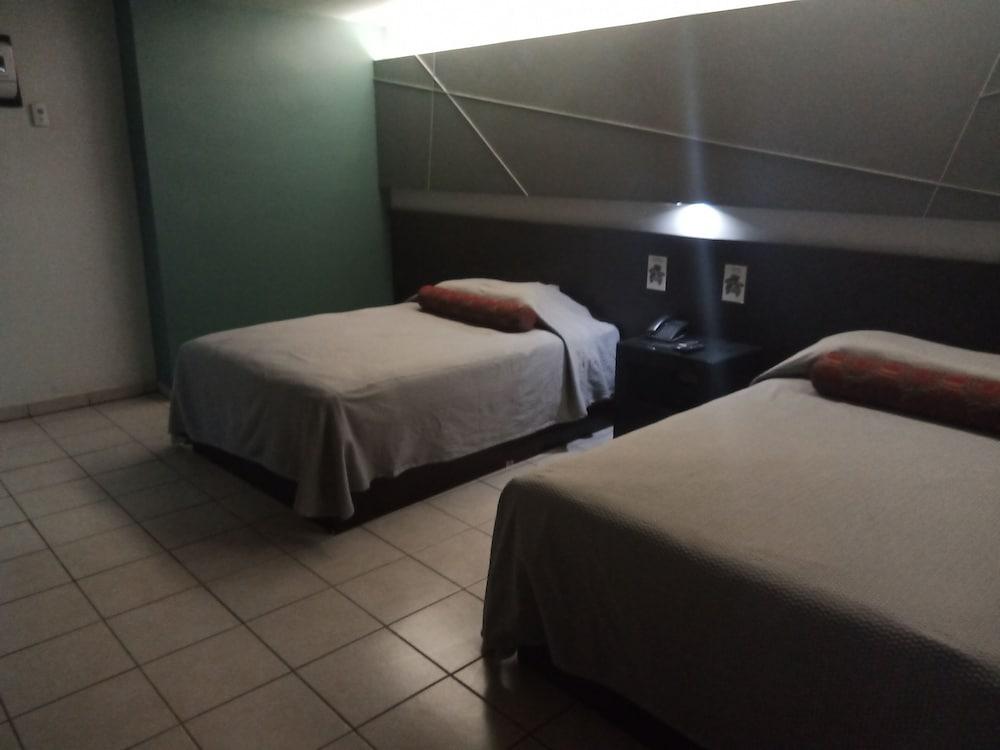 Baja Inn Hoteles La Mesa ติฮัวนา ภายนอก รูปภาพ