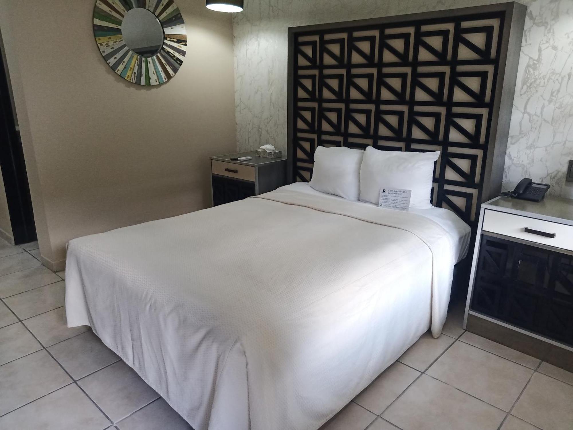 Baja Inn Hoteles La Mesa ติฮัวนา ภายนอก รูปภาพ